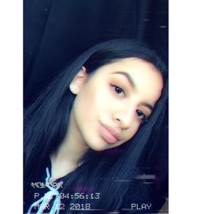 Meet your Posher, Sofia